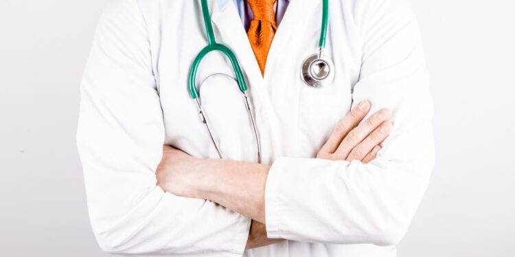 5 Nhóm thuốc trong điều trị đau thần kinh tọa