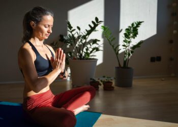 yoga cho tiền mãn kinh