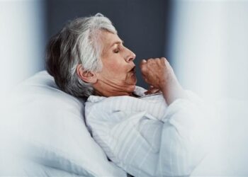 Ho kéo dài ở người cao tuổi 8 Ho kéo dài ở người cao tuổi