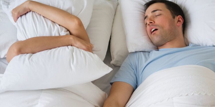 Tại sao lại ngáy khi ngủ?